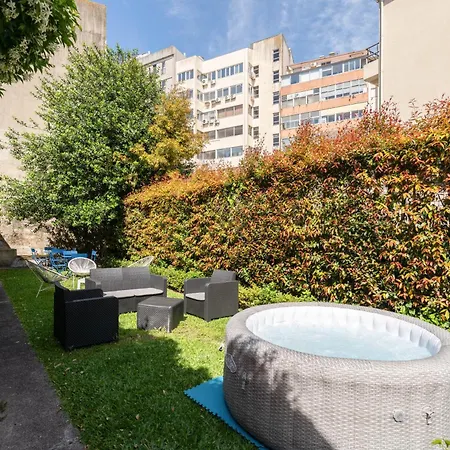 Appartement Stylish Flats With Terrace & Jacuzzi By Hostwise *
