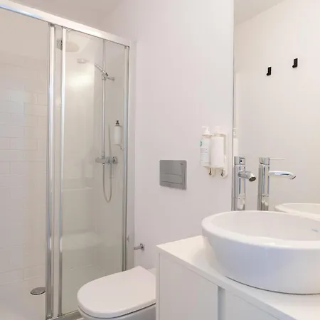 Stylish Flats With Terrace & Jacuzzi By Hostwise * Oporto