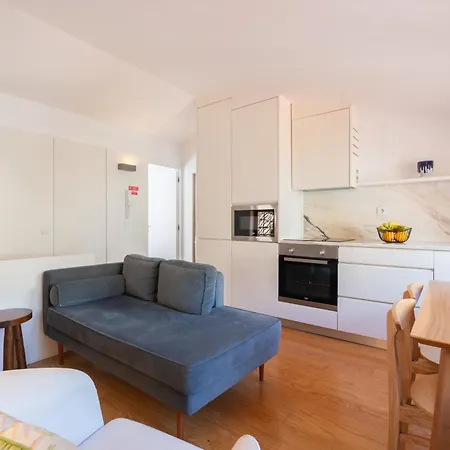 Stylish Flats With Terrace & Jacuzzi By Hostwise * Oporto