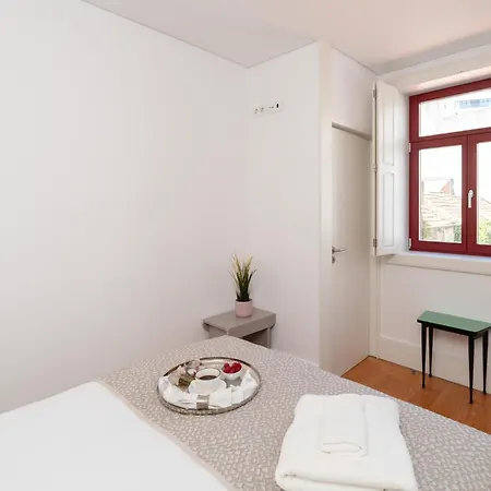 Appartement Stylish Flats With Terrace & Jacuzzi By Hostwise *