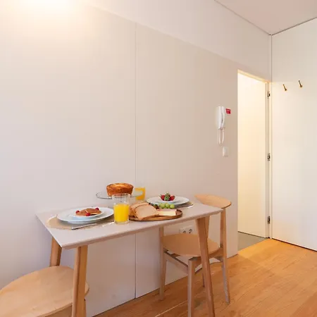 Appartement Stylish Flats With Terrace & Jacuzzi By Hostwise Oporto