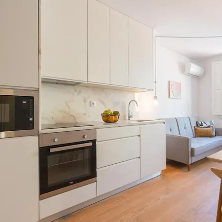 Stylish Flats With Terrace & Jacuzzi By Hostwise Appartement Oporto