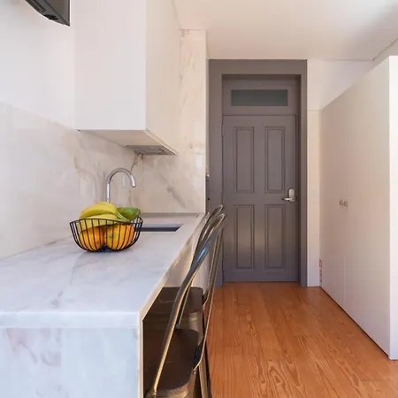 Stylish Flats With Terrace & Jacuzzi By Hostwise *