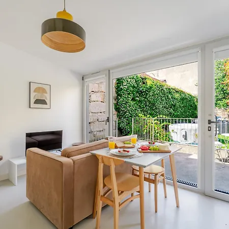 Stylish Flats With Terrace & Jacuzzi By Hostwise Appartement