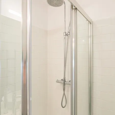 Stylish Flats With Terrace & Jacuzzi By Hostwise * Porto