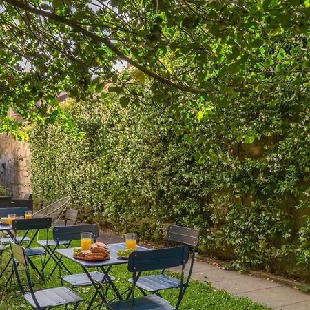 Stylish Flats With Terrace & Jacuzzi By Hostwise Porto